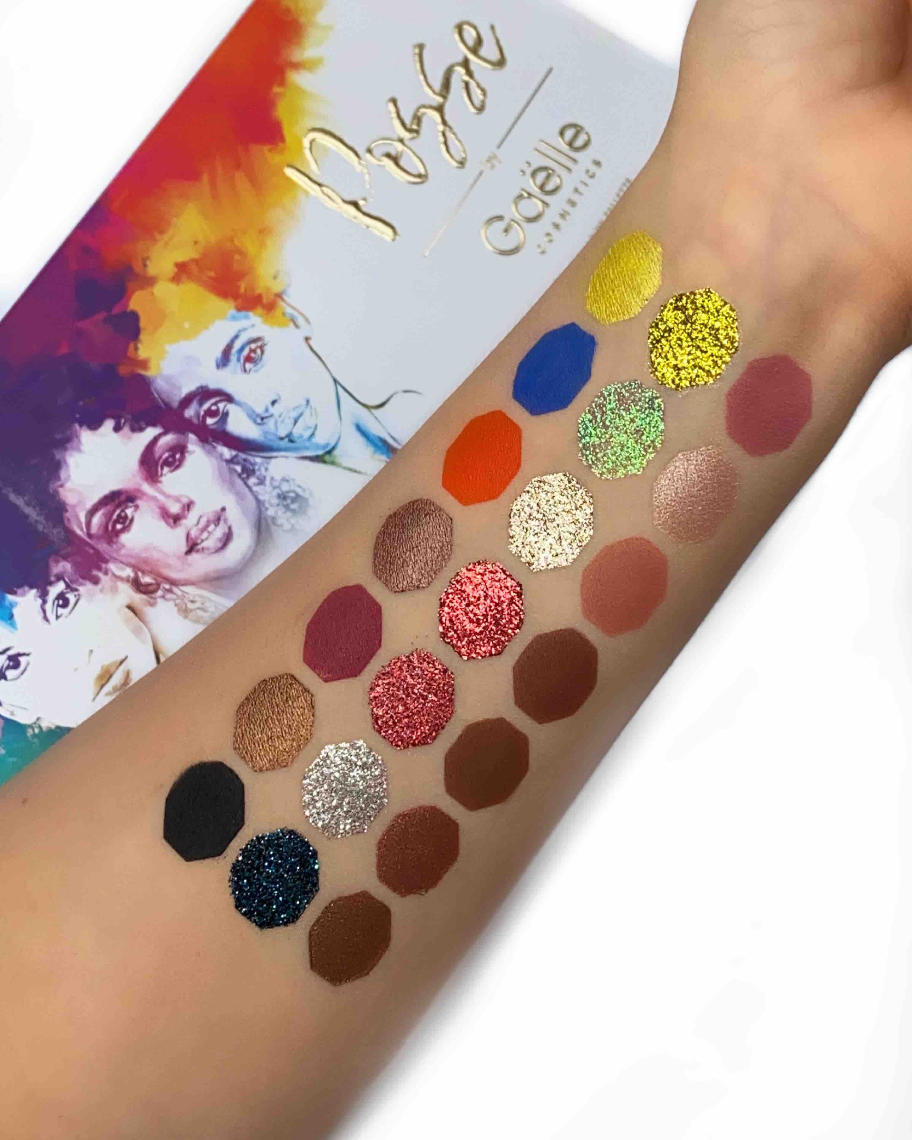 Posse Eyeshadow Palette- 21 colours